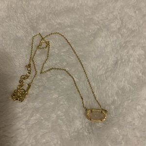 Kendra Scott necklace